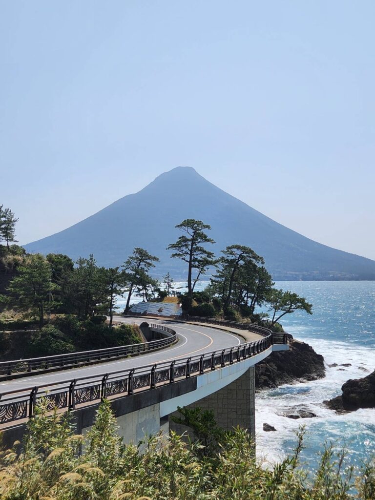 海も山も温泉も全部近い